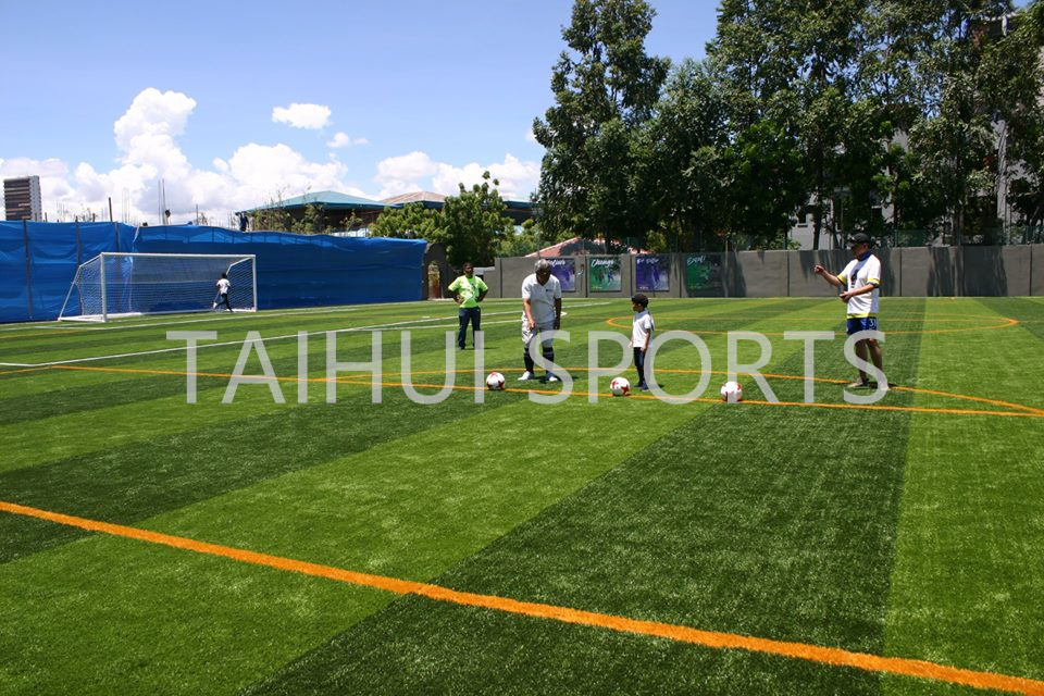 8mm-100mm shock pad underlay Anti Static For Sports Field
