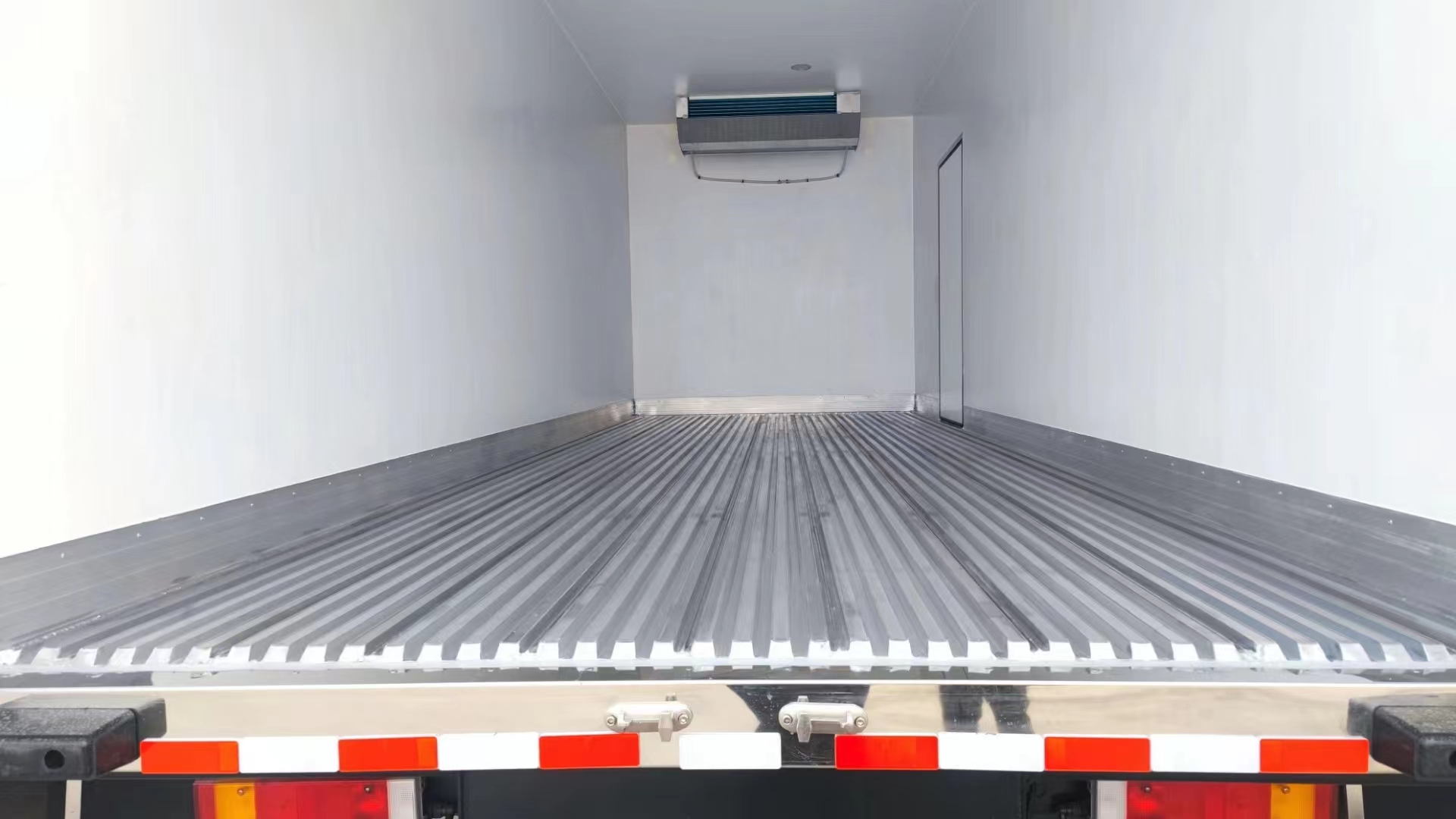 -20C-20C Cold Storage Car Sinotruk Howo Refrigerated Van Near Me