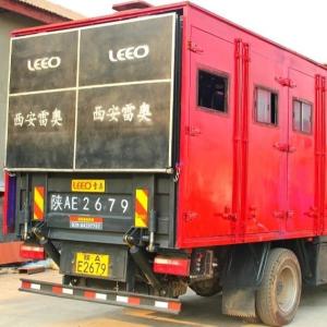 China Livestock Tractor Trailer Liftgate 850kg Portabls Mobile Tail Lift wholesale