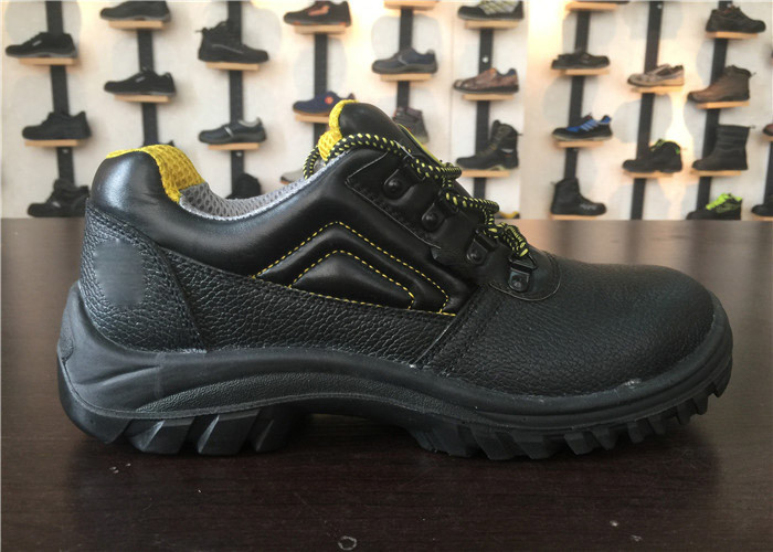 Comfortable Black Work Shoes Dirt Resistant Free Original Sample Support