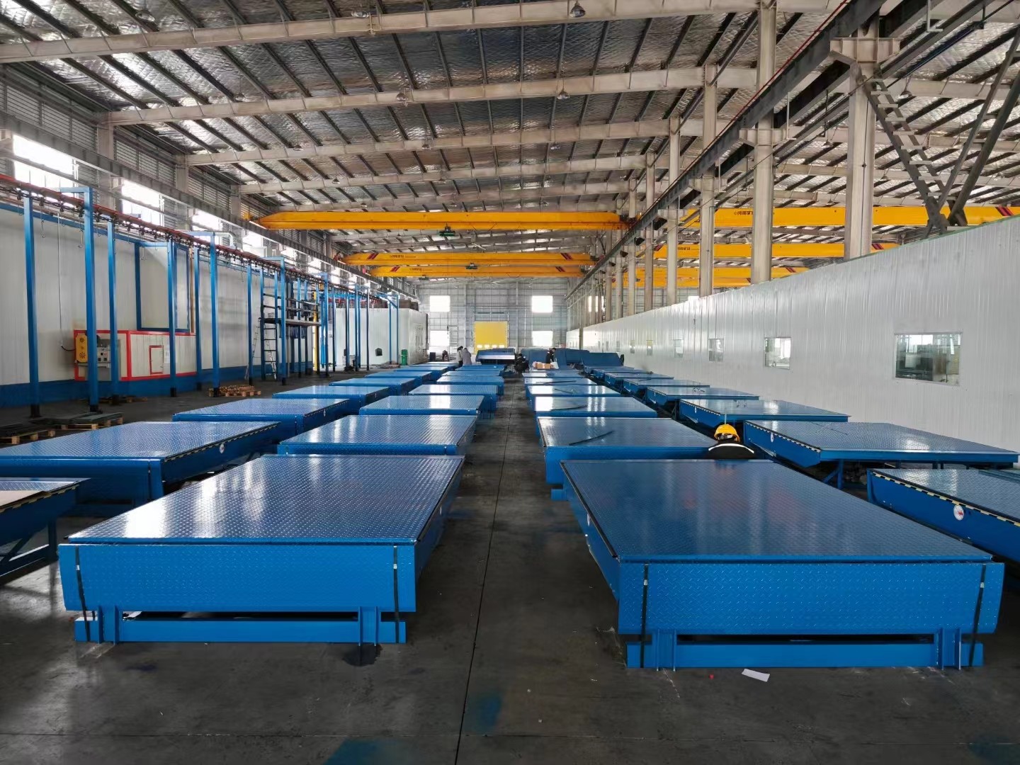 CE-Approved 10ton/15ton/20ton 6′ X8′ Hydraulic Dock Leveler / Loading Bay
