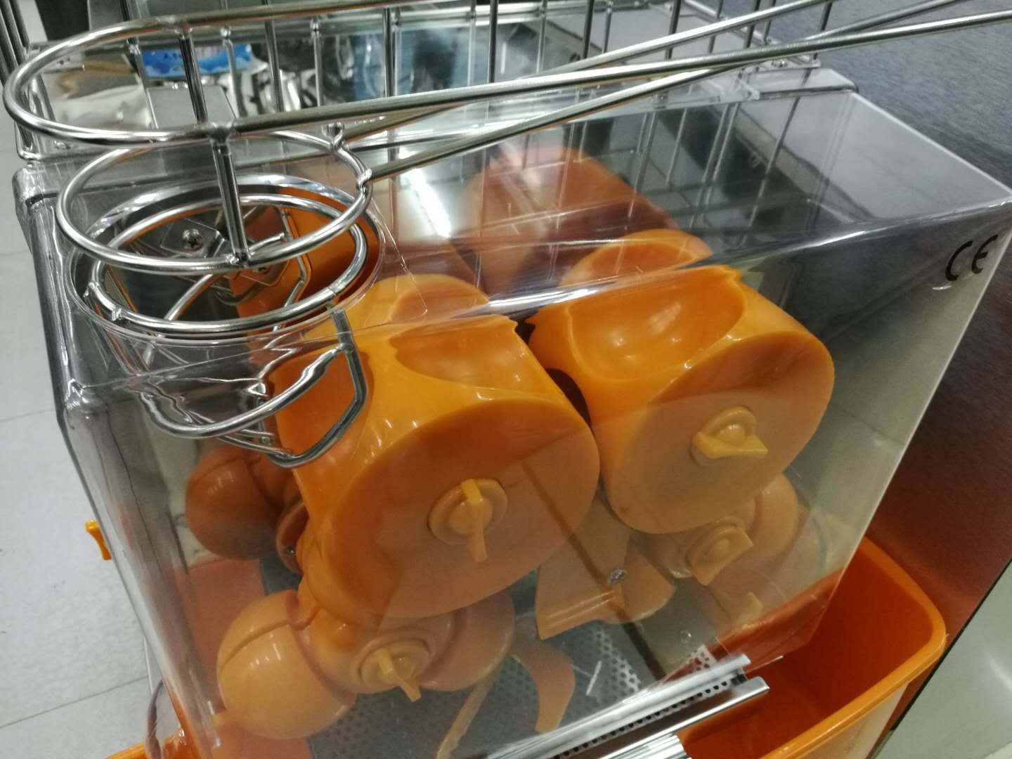 Automatic Orange Juicer 20 Orange/min Transparent Front Cover Orange Processing Equipments