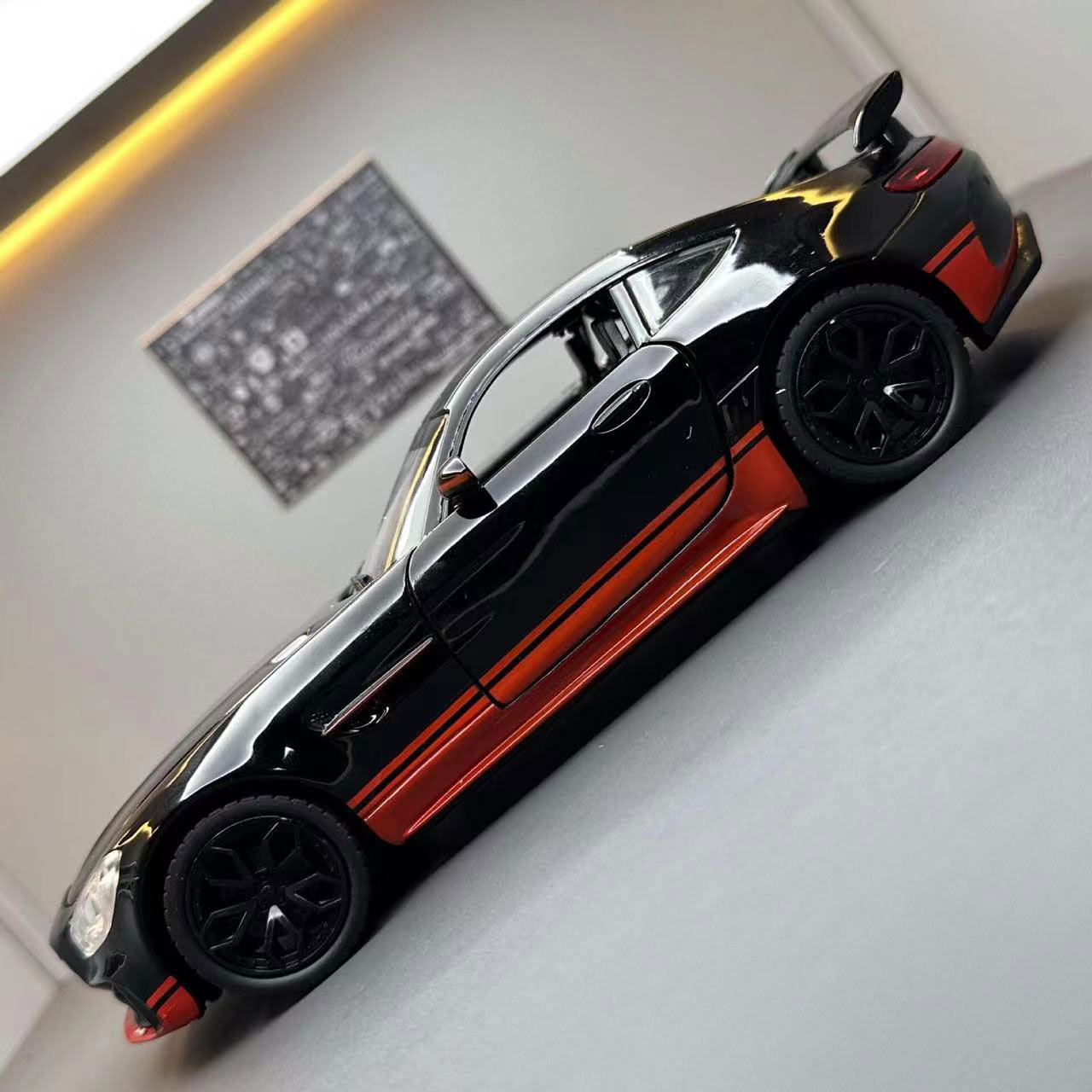 Alloy Amg Car Model 1 24 Daben Gtr With Spray Recoil Acousto-Optic Simulation Sports Car