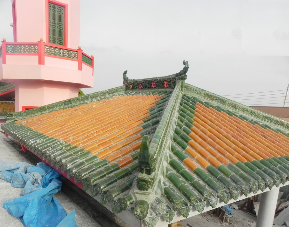 Glossy Chinese Glazed Roof Tiles Gate Temple Asian Style Roof Tiles