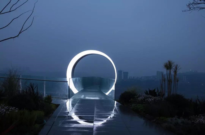 Circle Moon Gate Outdoor Garden Sculptures Polished Stainless steel Customized