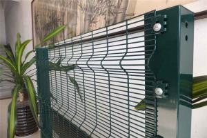 China Q235 Residential Clearview Fence Hot Dipped Galvanized Prison Security Fence wholesale