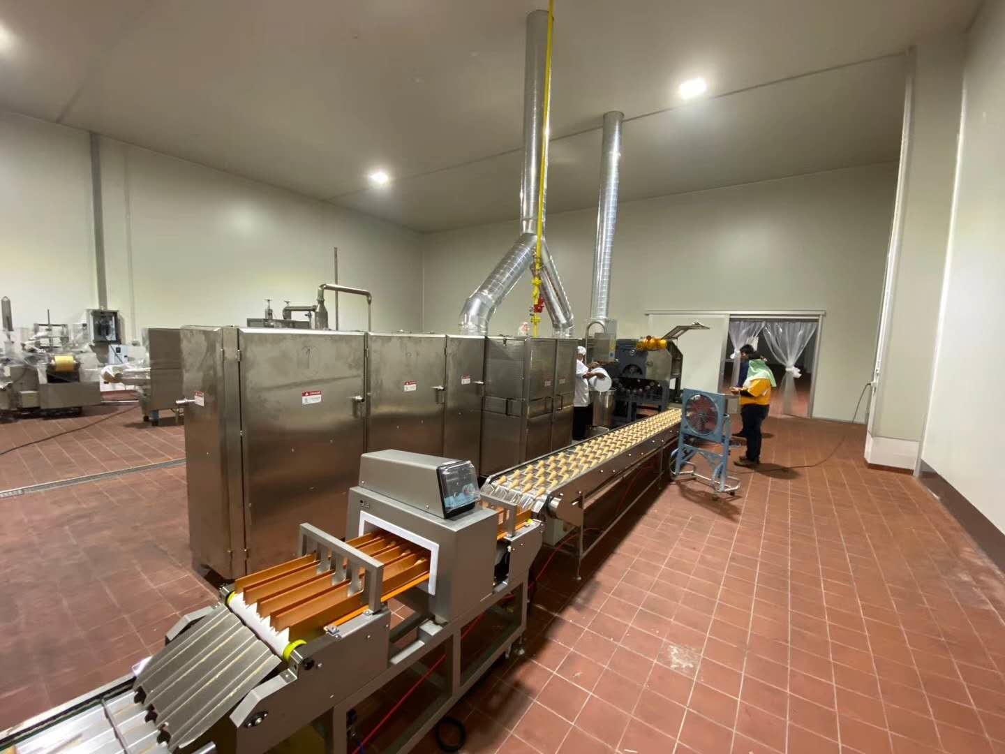 Multidimensional Waffle Ice Cream Cone Biscuit Making Machine / Rolled Sugar Cone Product Line