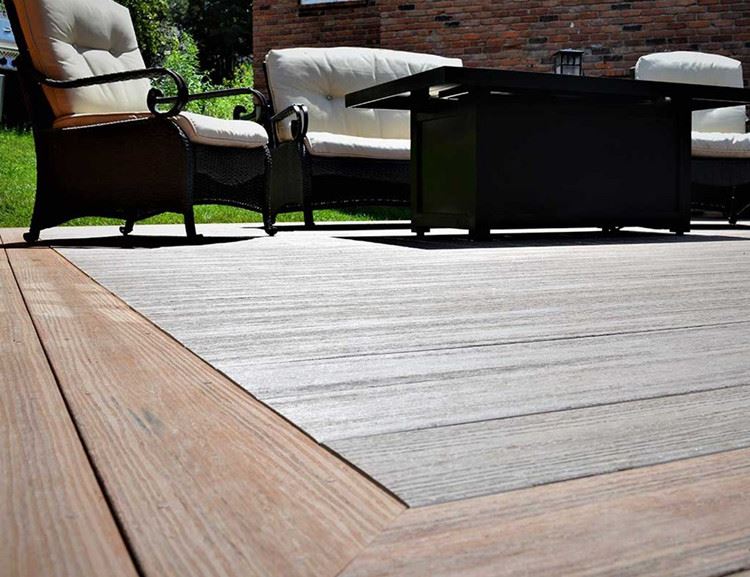 Outdoor PVC WPC Wood Plastic Composite Decking Flooring with Grooved Nonskid Design