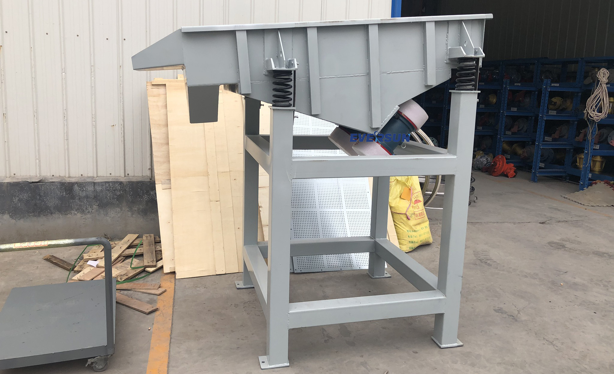 Stainless Steel Linear Vibrating Sieve Tea Grain Salt Vibrating Screen
