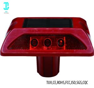 China Plastic Cat Eye Solar Road Studs Light Red 8000mcd For Drivingway 3 Year Warranty wholesale