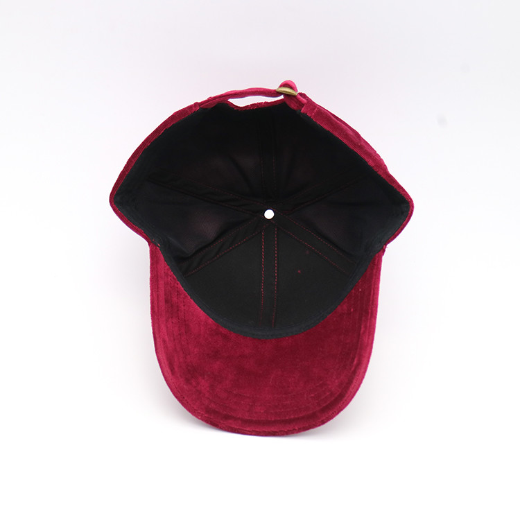 Embroidered Unisex Curved Brim Baseball Caps With 3D Logo
