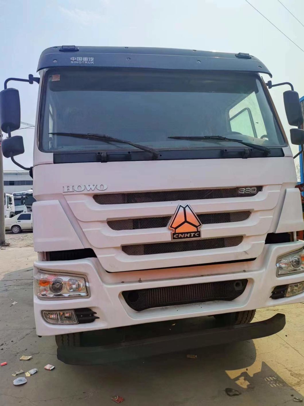 Sinotruck HOWO 6*4 Dump Truck Secondhand Truck 10tires White and blue U-Type Dump Truck