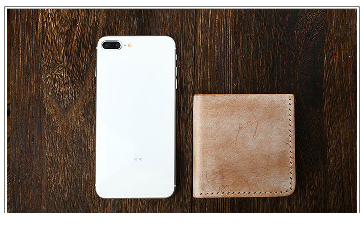 Nylon Lined Retro First-Layer Cowhide Hand-Stitched Small Wallet for Your Convenience