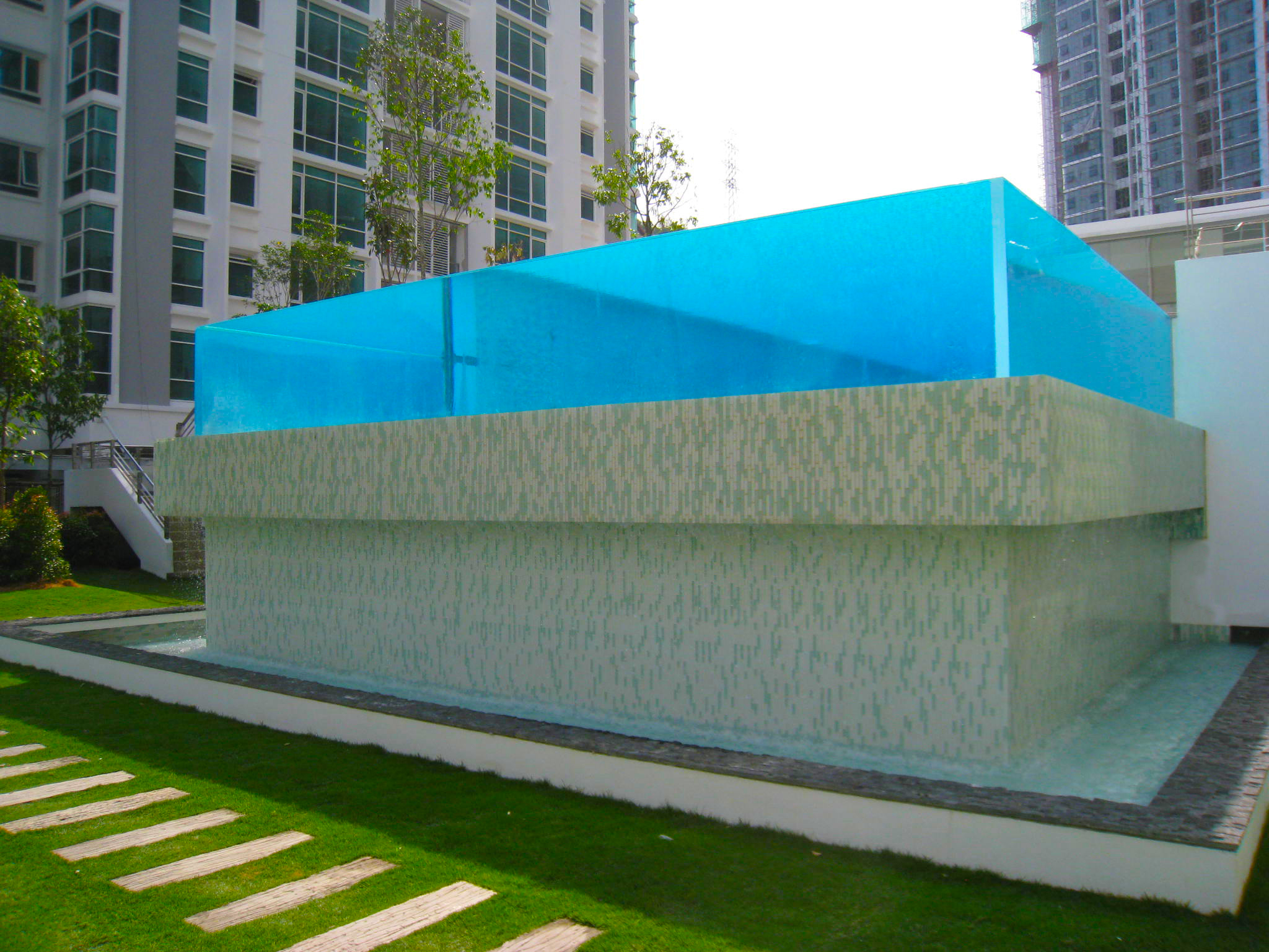Frame Acrylic Swimming Pool for Customized Size in Commercial and Residential Buildings