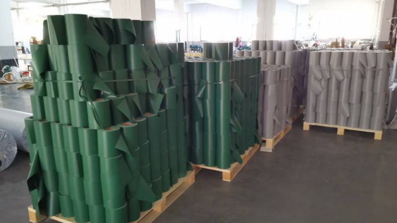 Outdoor Vinyl Fence Tape PVC Tarpaulin Fence Vinyl Screen Strip For Garden Protection