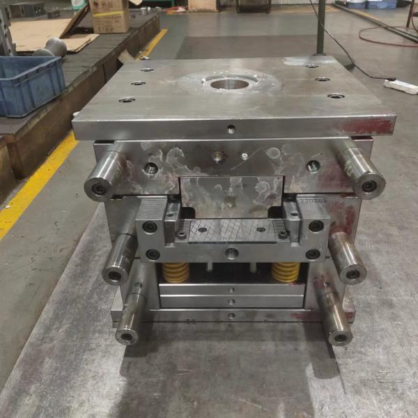45#/50#/P20/H13 718h Plastic Injection Mold for 100k-500k Shots PP PS PMMA Components