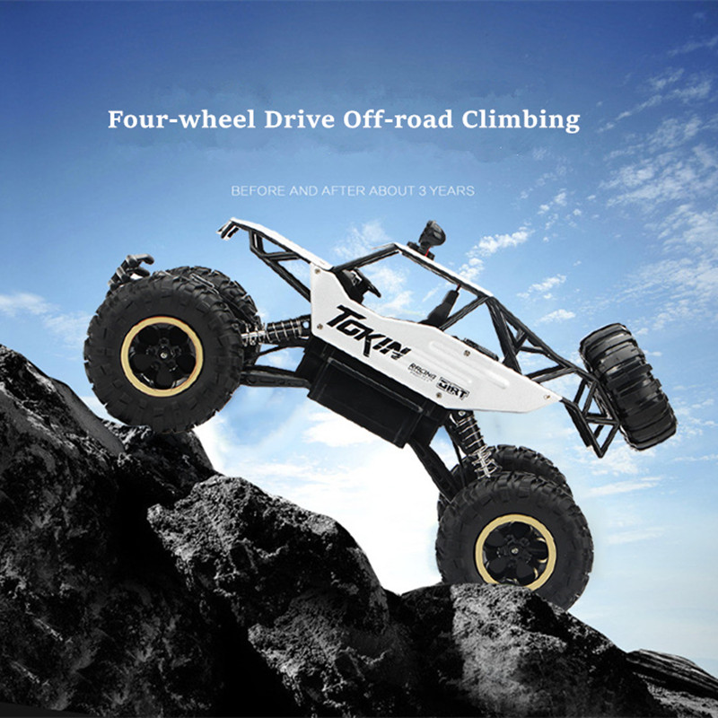 Boys 1 18 Plastic RC Car High Speed Off-road Vehicle Remote Control Racing Car 4WD Alloy