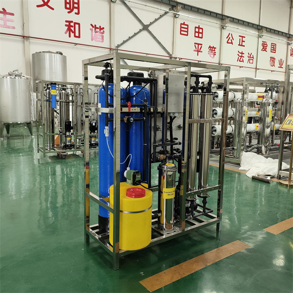0.5T Unipolar Reverse Osmosis Water Treatment Machinery For Water Treatment Plant