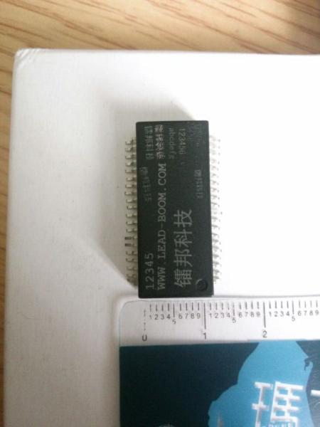 Electronic Components Fiber Laser Engraving Machine For Circuit Board /
