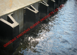 Super Arch Marine Rubber Fenders V Type For Ship Docking RS Certificate