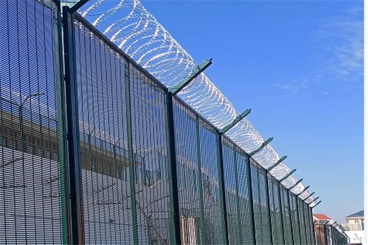 Secure Wall 358 Mesh Fencing Panels 1m-2.4m Width Securifor 358