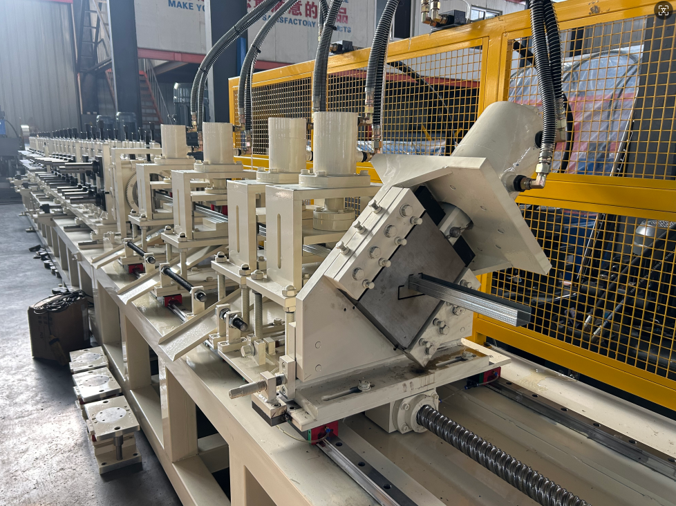 high speed stud and track machine