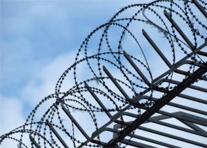 China Military Concertina Razor Blade Barbed Wire Straight Razor Wire 960mm Coil Diameter wholesale