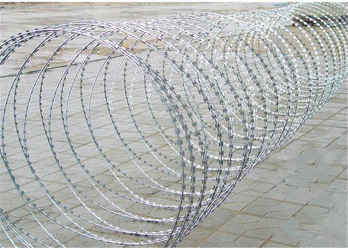 SS304 Razor Blade Barbed Wire For Military Sites Governments