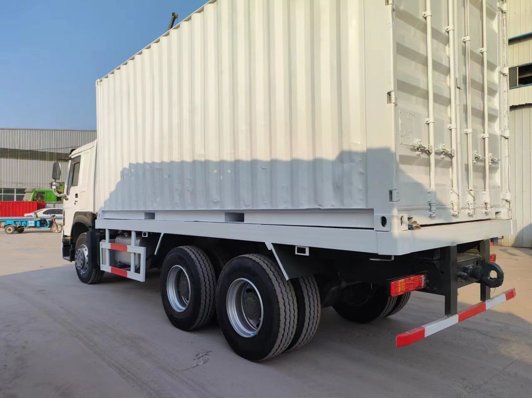 Sinotruck HOWO White 6*4 Box Truck Secondhand Truck 10tires