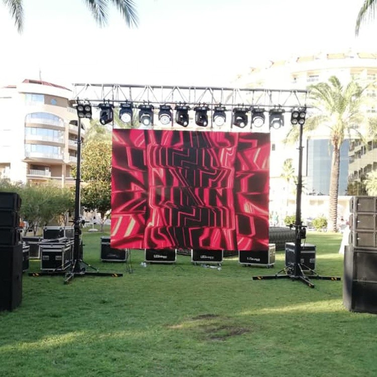 P4.81 Outdoor Rental LED Screen 500mm*500mm Die Casting Aluminum