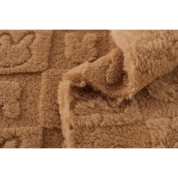 Eco-friendly Rabbit Pattern 100% Soft Polyester Jacquards Fabrics Shu Velveteen Sherpa Cotton Fabrics for Clothing for Home Blanket Textile