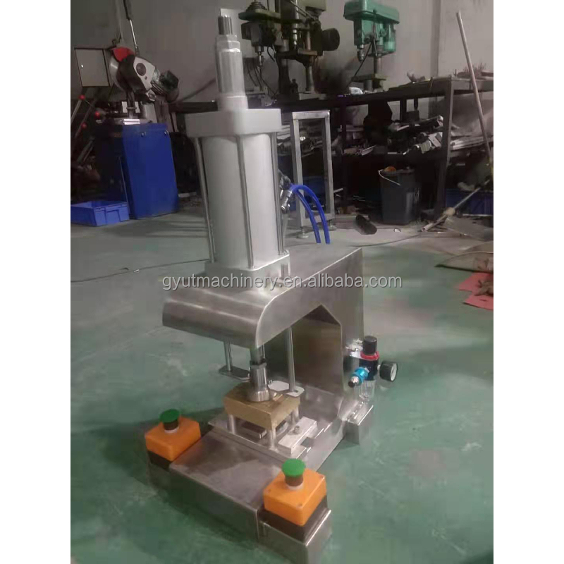 Construction Works Stamping Machine for Various Shapes of Soap Logo Imprint Printing