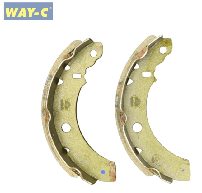 Three Wheelers Tricycle Motorcycle Brake Shoes 24 1512 68 For BAJAJ RE