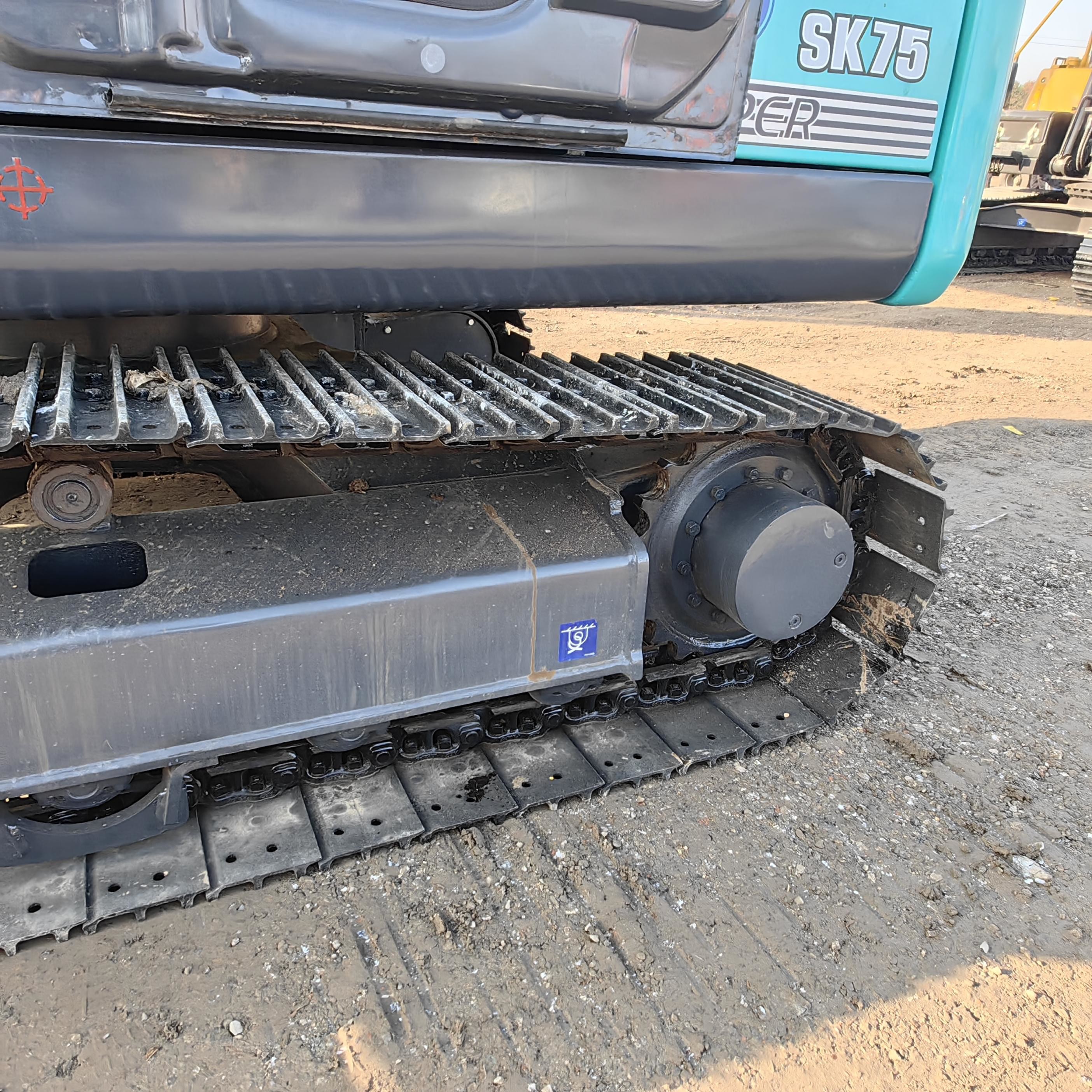 7 Ton Small Used Kobelco Excavators 7000kg Sk75 Kobelco Digger