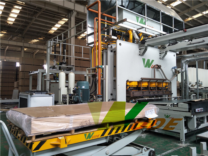 Short Cycle Flooring Furniture Lamination Machine Hot Press 100 Sheets/H Capacity