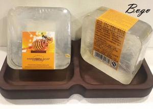 China Milk Honey Extract Whitening Face Soap Light Gold Nourishing Bar Soap wholesale