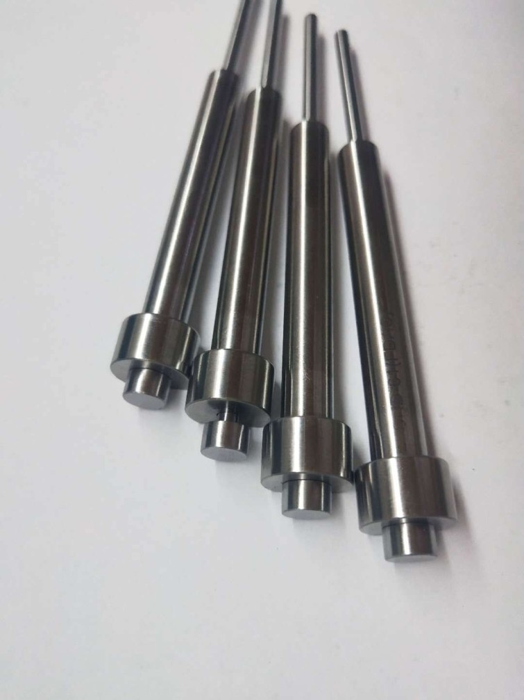 Custom-Made Precision Mold Components Metal Ejector Pin /Sleeves