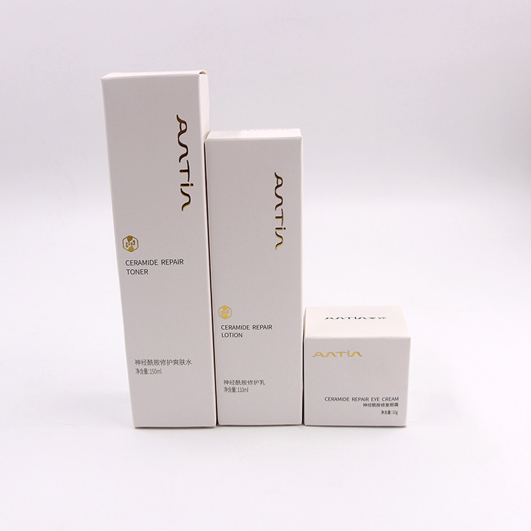 Foiled Paper Perfume Packaging Box Cosmetic Gift Carton CMYK Printing Debossing