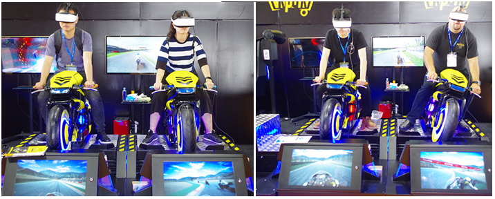 Battle Platform VR Driving Games , 24" Monitor 3pcs Virtual Reality Motorcycle
