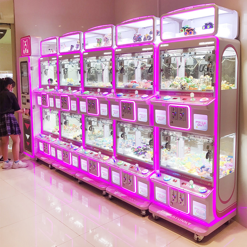 Boutique Coin-Operated Mini Claw Machine With Credit Card Reader Kids Toy Crane Arcade Claw Machine