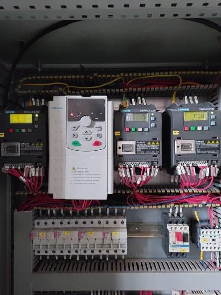 Inomax AC Low Voltage VFD Distributor For Grundfos Pumps And Xylem Pumps