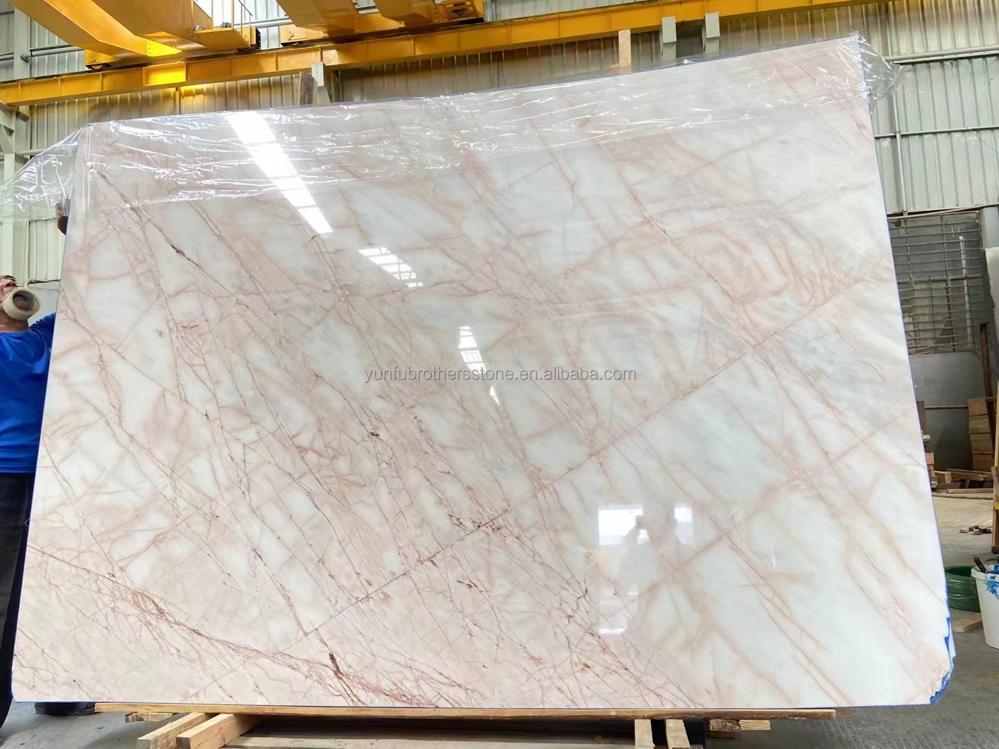 Custom White Onyx Marble Matt Finish Modern Luxury Round Dining Table with Red Veins