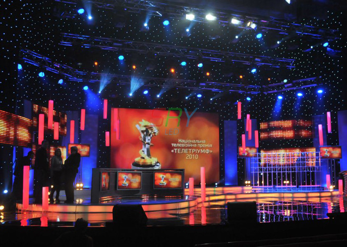 Commercial Hanging LED Display 17222 Dots / Sqm LED Video Screen Rental