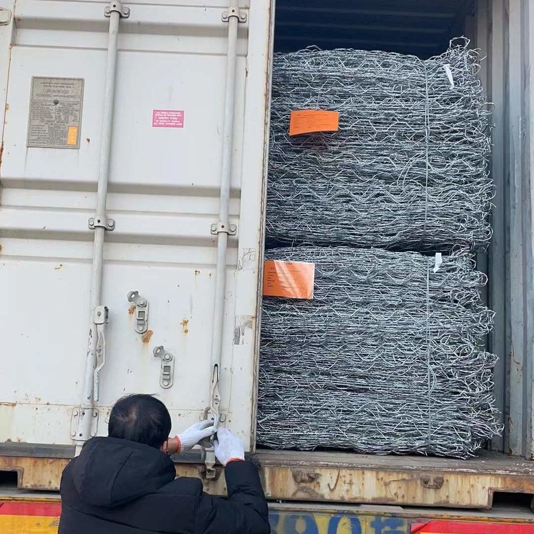 Corrosion Resistant Wire Mesh Gabion Basket High Zinc Coated 3.8mm