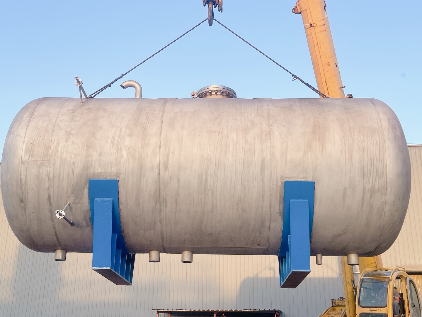 Direct 100 Liter Stainless Steel Water Storage Tank for Liquid Oil Storage Function