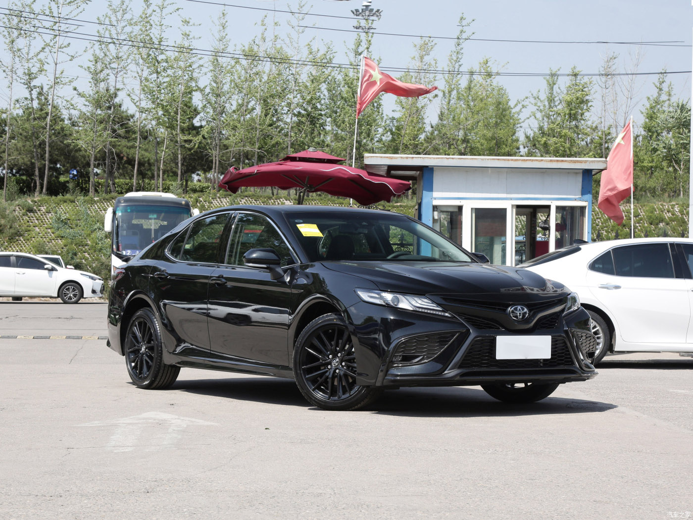 2024 Toyota Camry 2.5Q Twin Engine 2.5HQ Flagship Hybrid Gasoline Car GAC 2WD with Manual Adjustment Rearview Mirror