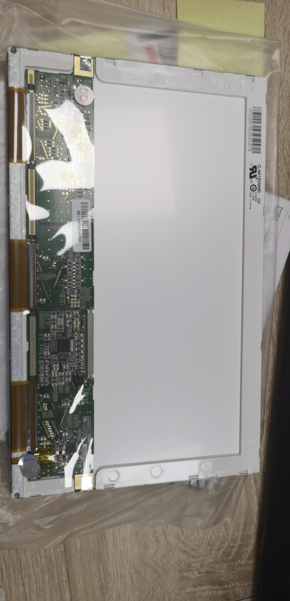 CPT 400CD/M2 30 Pin Car LCD Display CPT 10.2"1024*600 Pixels CLAA102NA0DCW