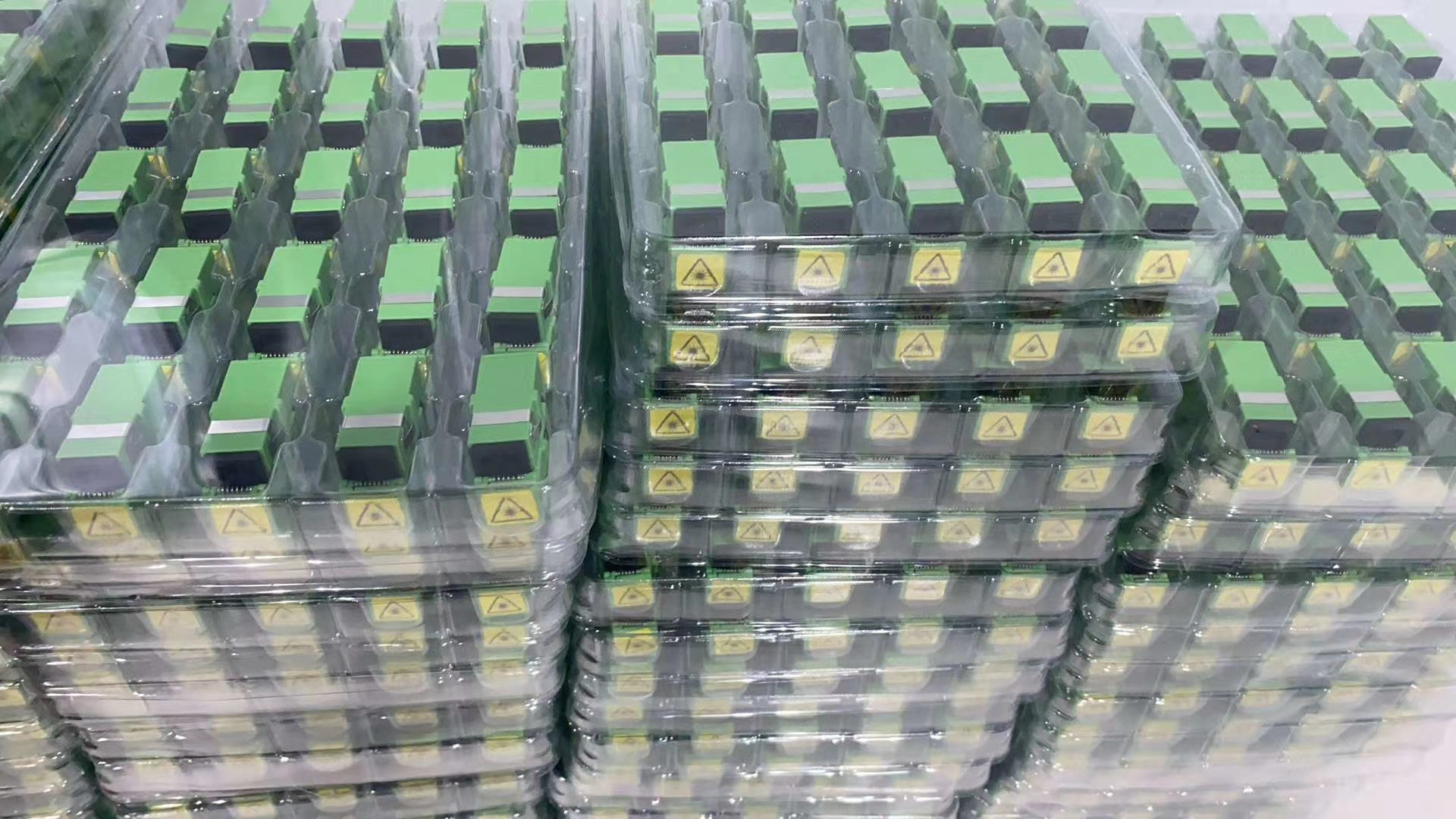 Low Insertion Loss Simplex SC 1550nm Optical Fiber Adapter