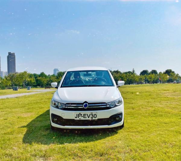 DongFeng Fukang EV30 （E Elysee ) Range 301KM Wheel 2652mm Battery Capacity 38