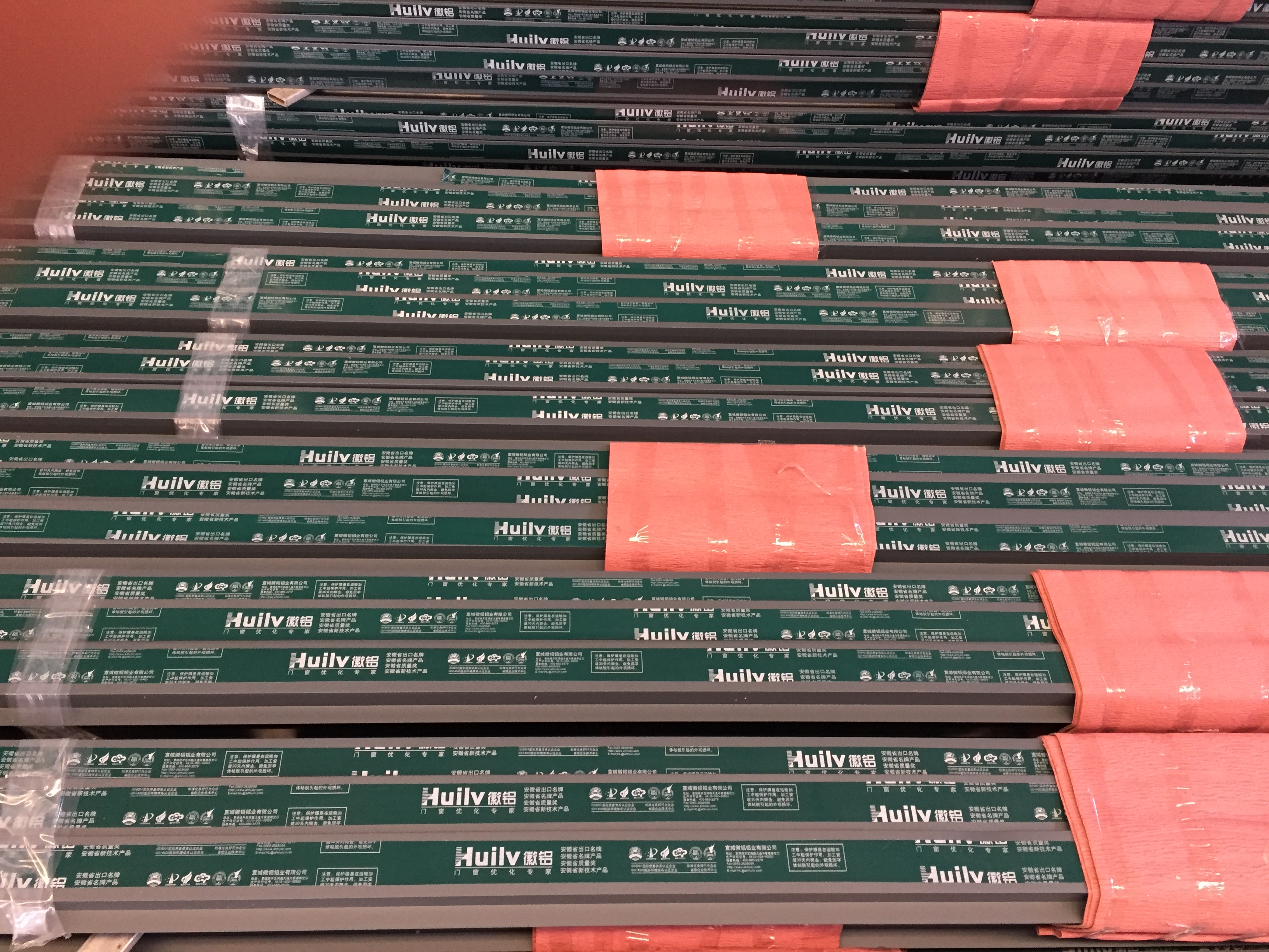Customized Anodizing Powder Coated Aluminum Profile High Weather Resistance